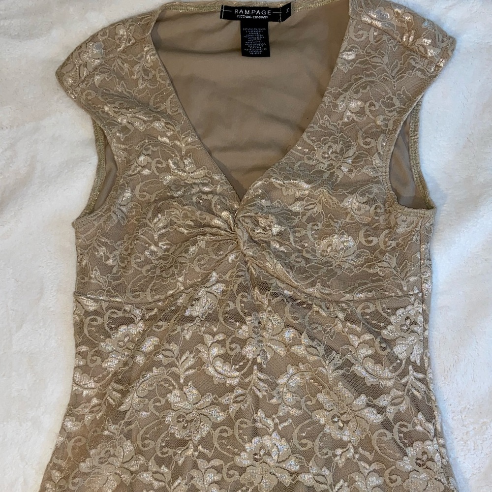 Rare Y2K/90s Rampage Top!